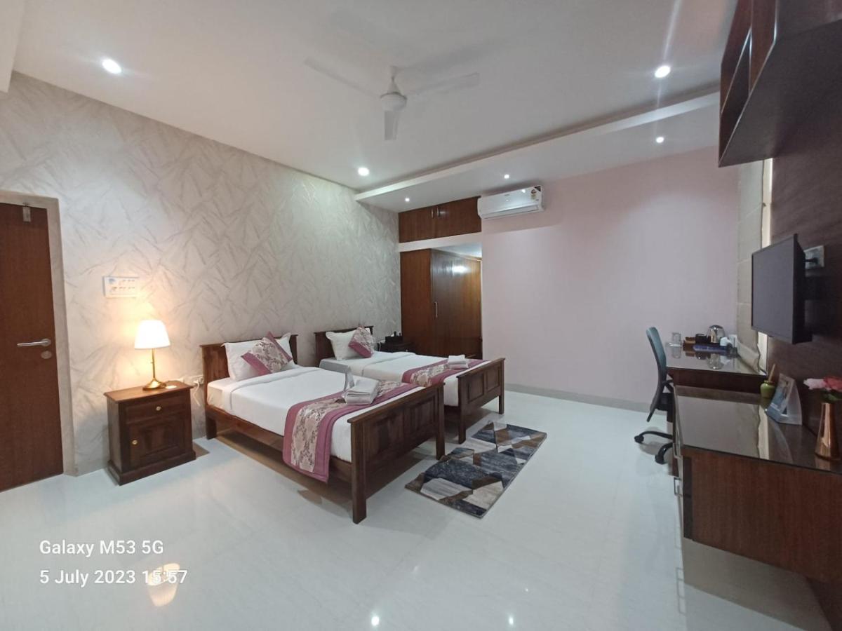 Millora Stays - Housity