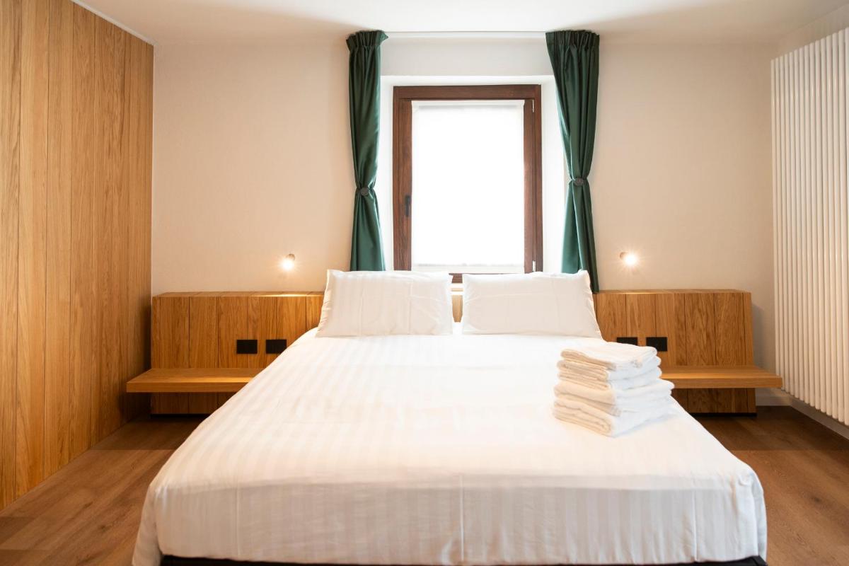 Hotel SALEI - Housity