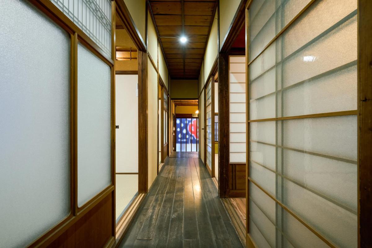 一棟貸切宿 空と家 本棟 - Housity