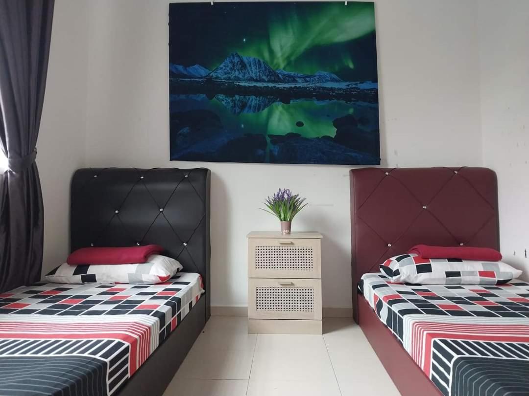 Suitetrails - 3 airconditioned bedroom in Muar Town