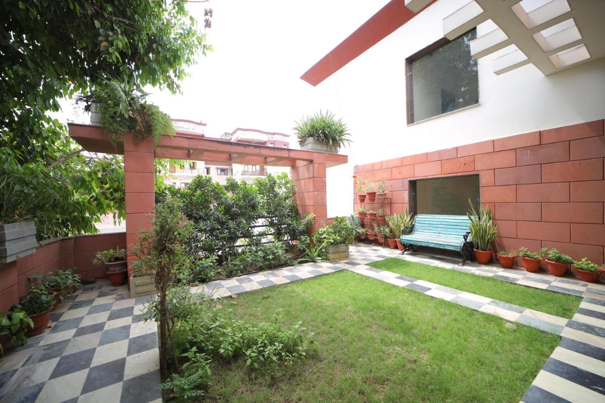 Bansi Home Stay - Housity