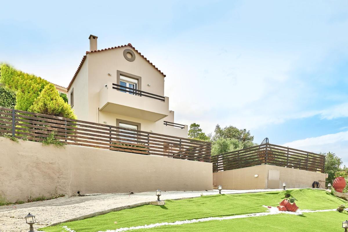 Exclusive Villa - Amazing View & Private Pool - Housity