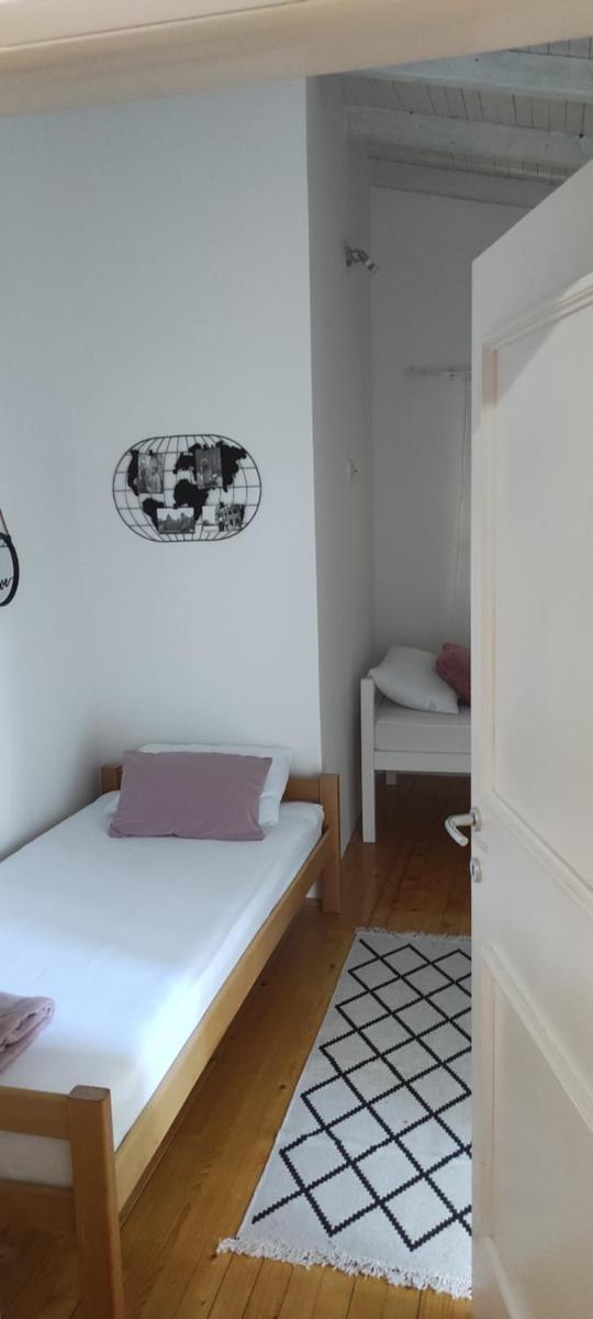 Hotel & Rooms Lombrelle - Housity