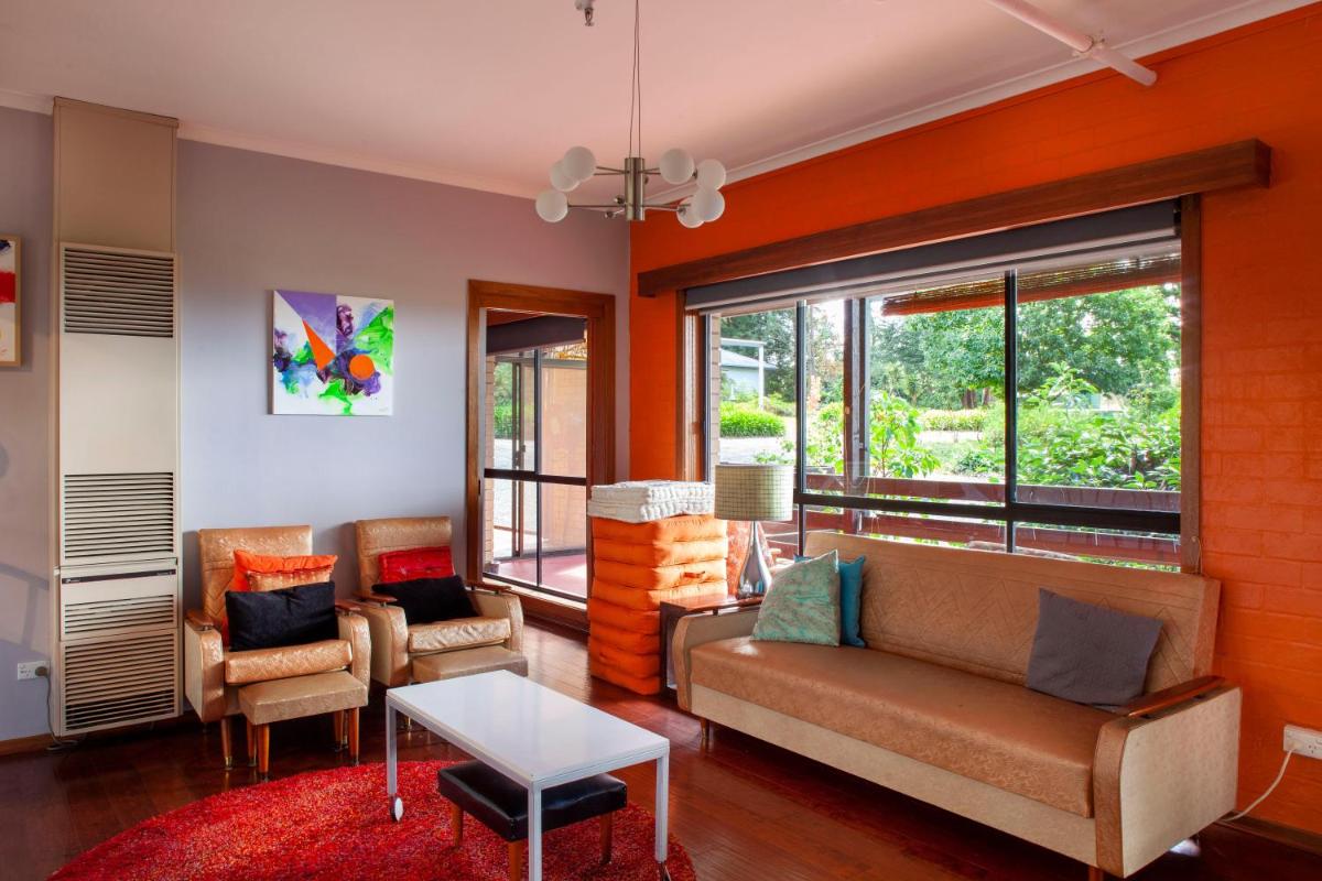 Treetops - Yarra Valley Country Apartment - Housity