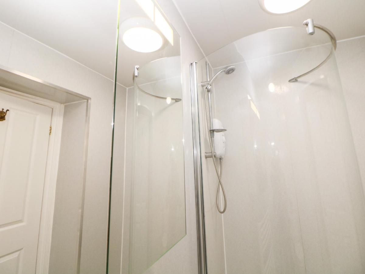 Garden Apartment - Housity