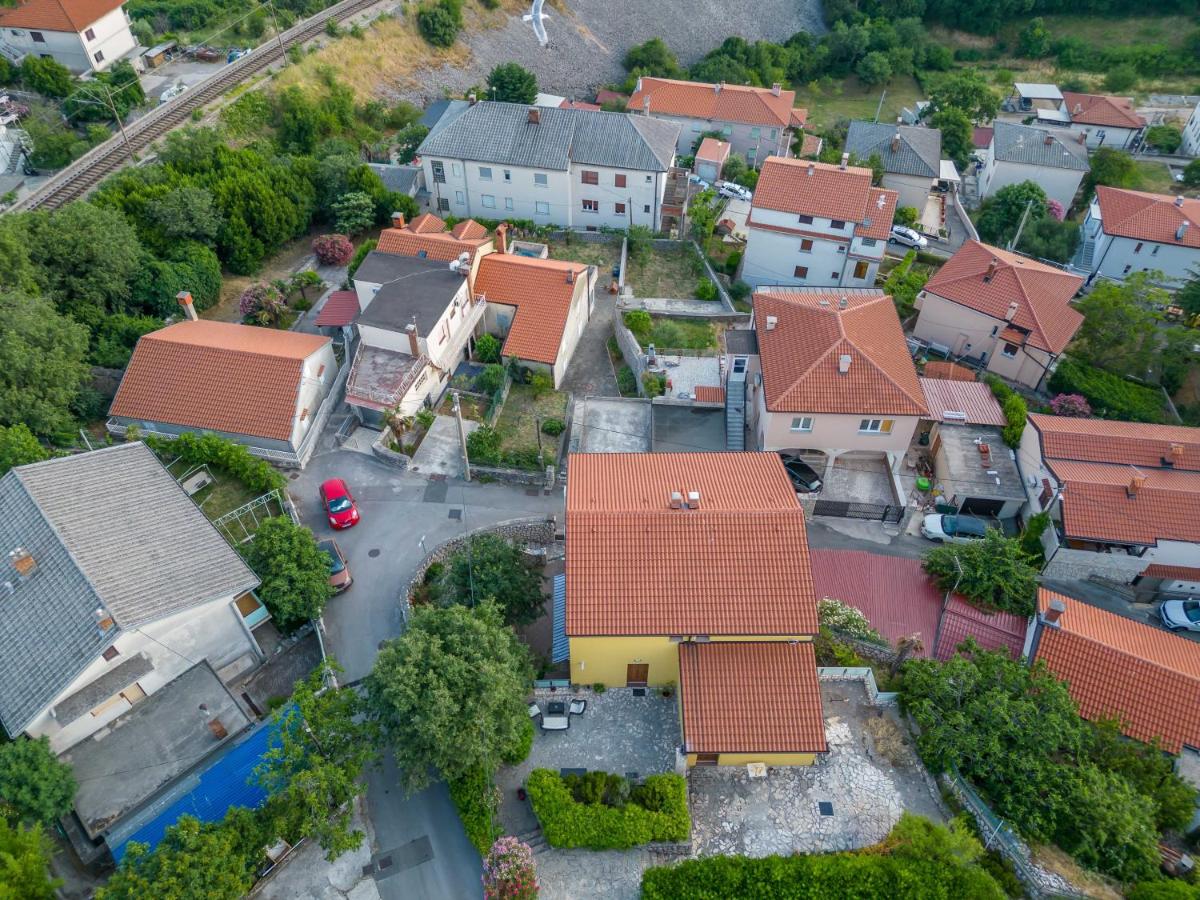 Adastra apartments with private parking and floor heating - Housity