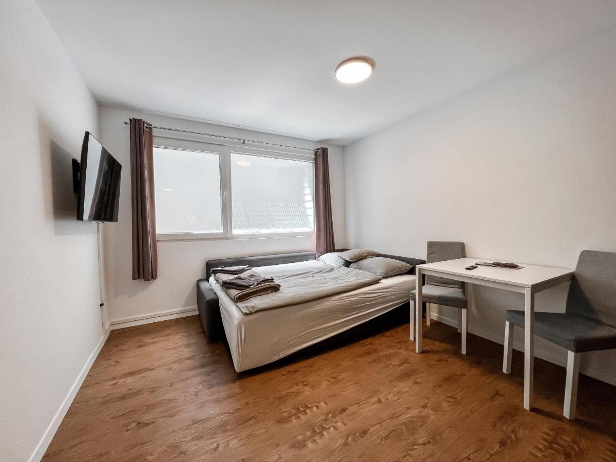 Lovely 1-Bed Apartment in Saas-Fee - Housity