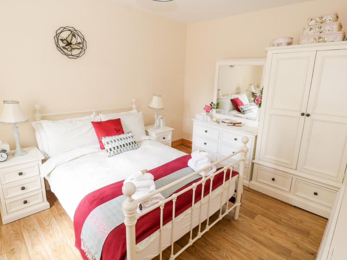 Cartron Cottage - Housity