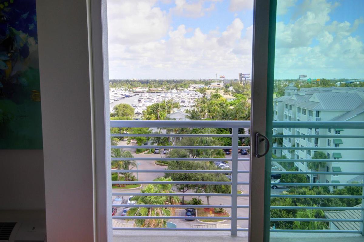 Maritime Hotel Fort Lauderdale Airport & Cruiseport - Housity