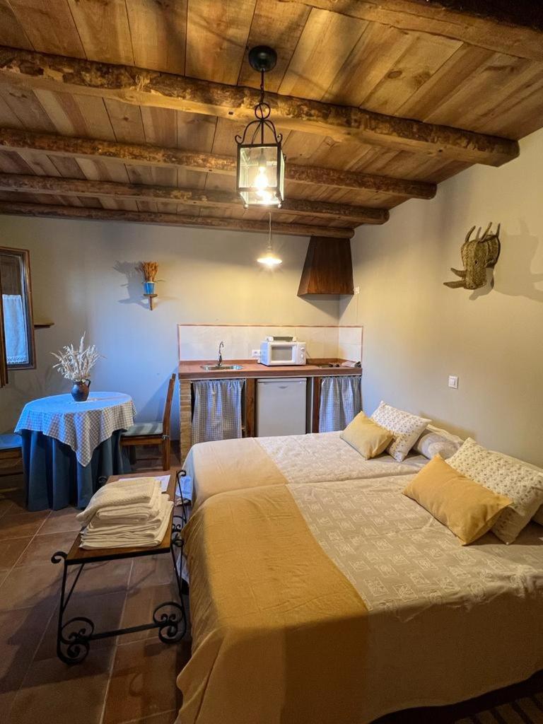 Apartamentos Rurales El Pedregoso - Housity