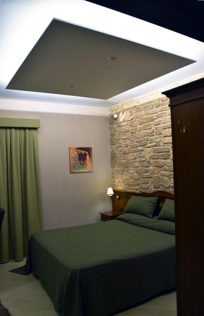 Hotel Vogue - Housity