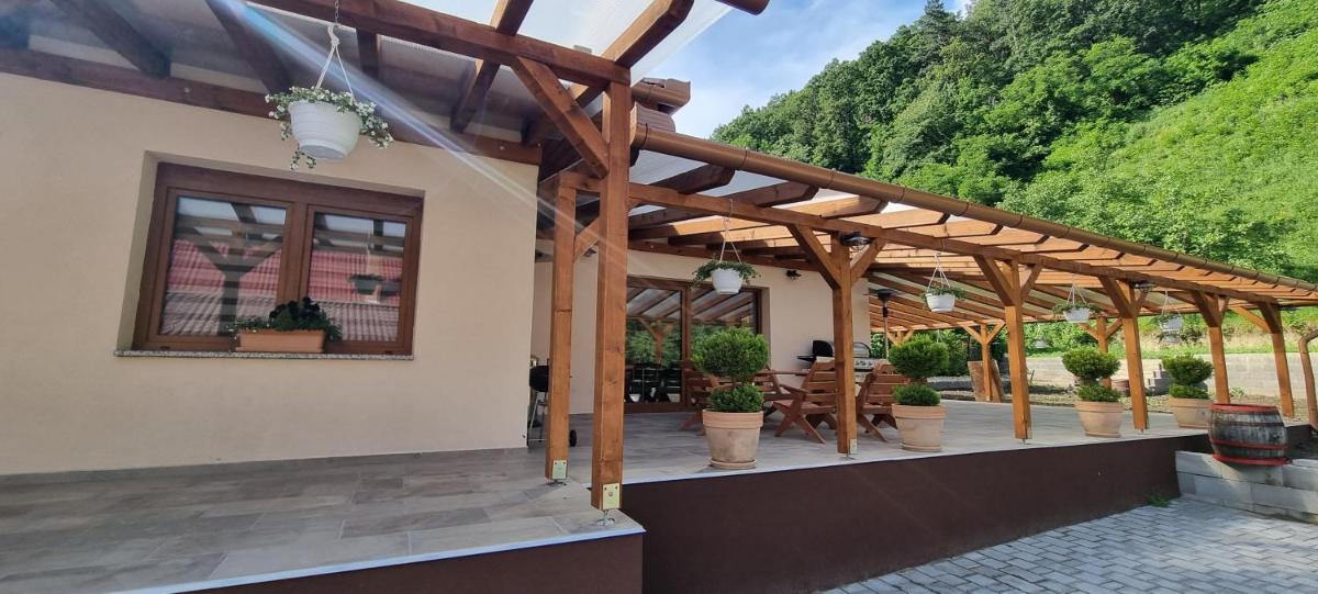 HŐS Vendégház MISKOLC -önálló vendégház, mely csak az Önöké - Housity