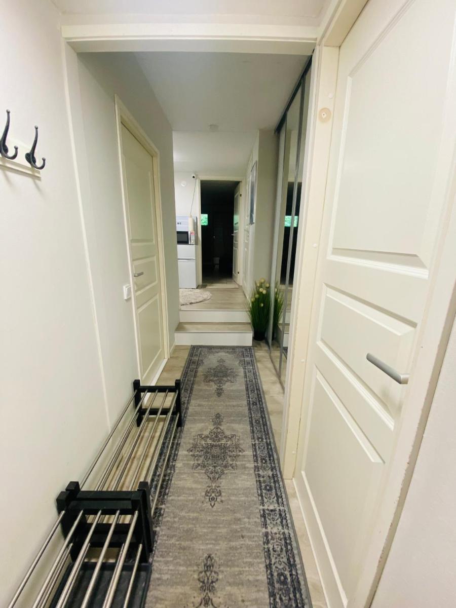 Cozy private room with free parking and sauna - Housity