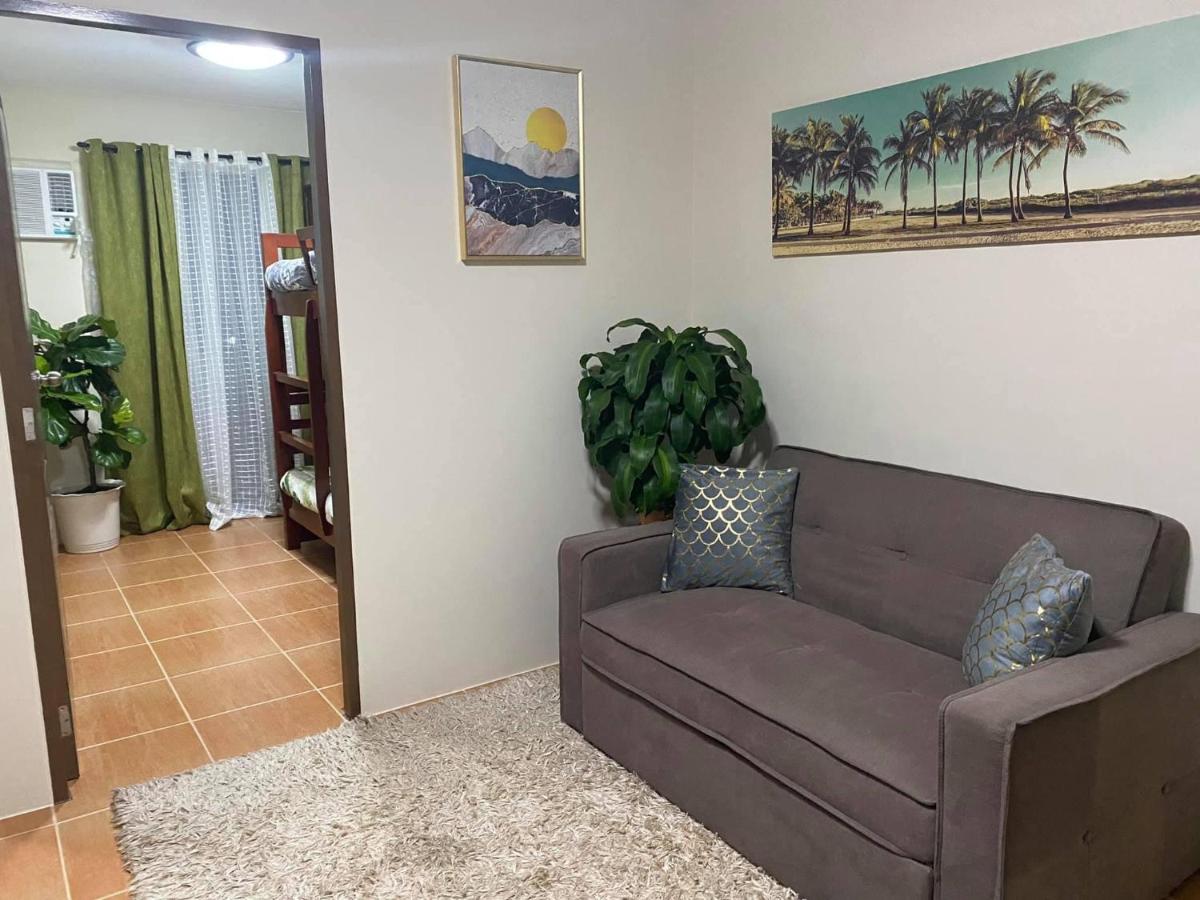 Affordable 2 bedroom condo unit - Housity