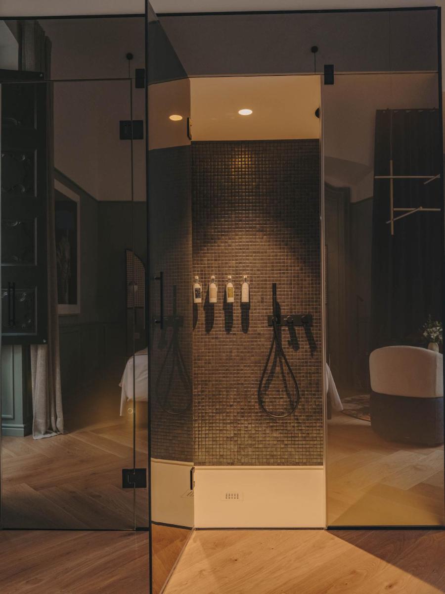 Un baño de Hotel Palau Fugit