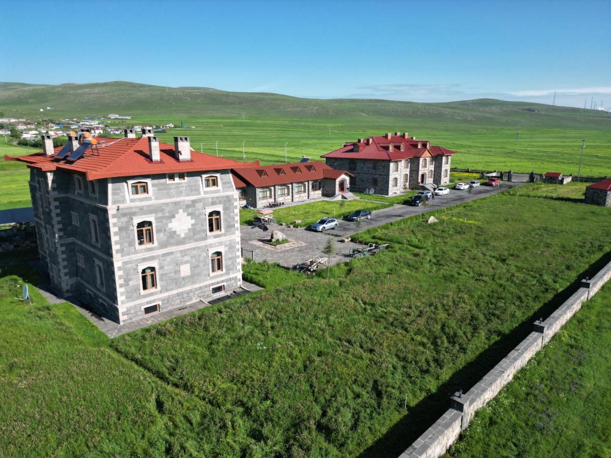 Lake Cildir Lodge - Housity