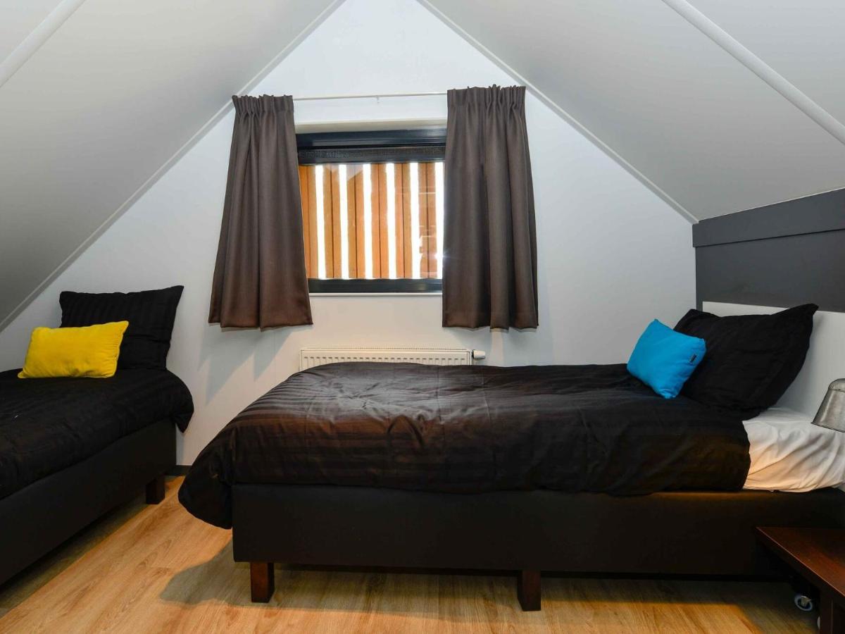 Modern villa close to De Veluwe - Housity