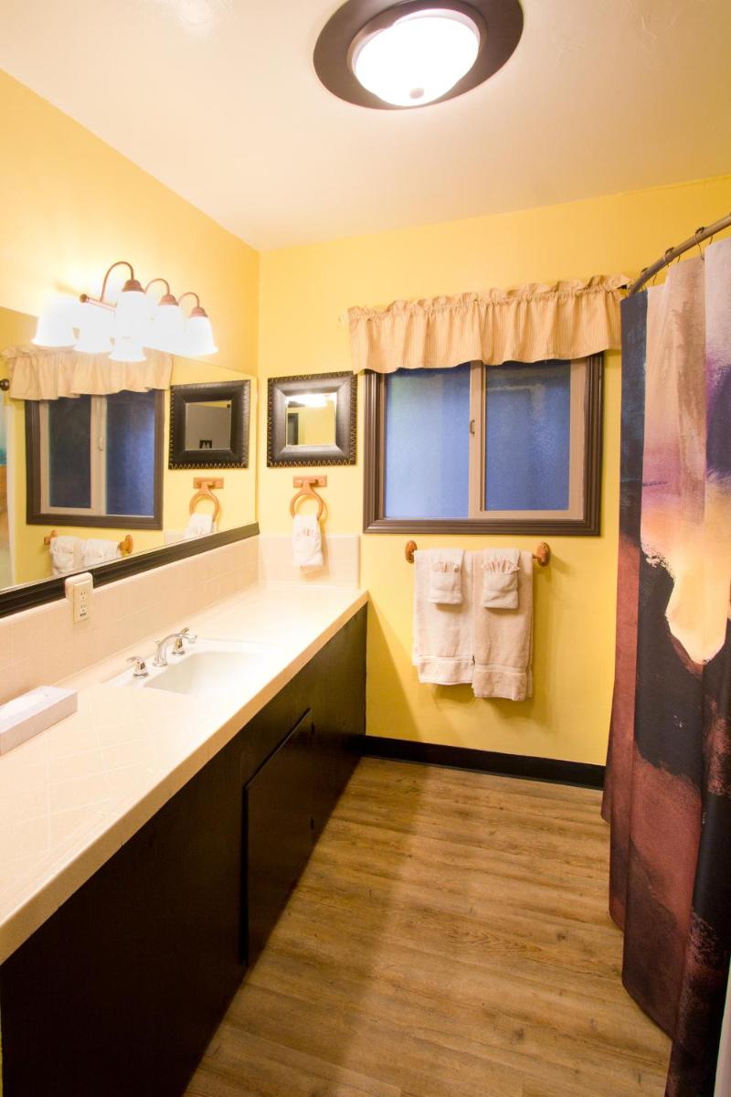 Moderne Hostel - Housity