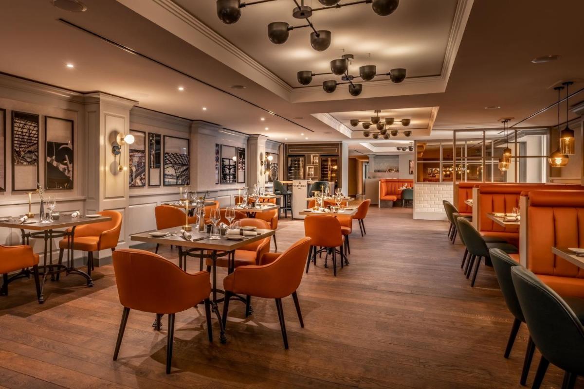 Ein Sitzbereich in der Unterkunft Cologne Marriott Hotel Ein Sitzbereich in der Unterkunft Cologne Marriott Hotel