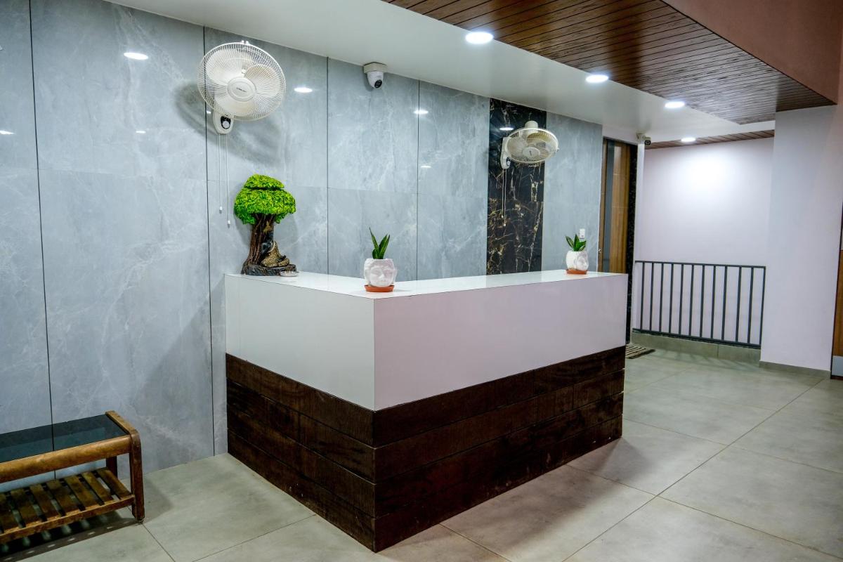 Hotel Shree Ram - Housity