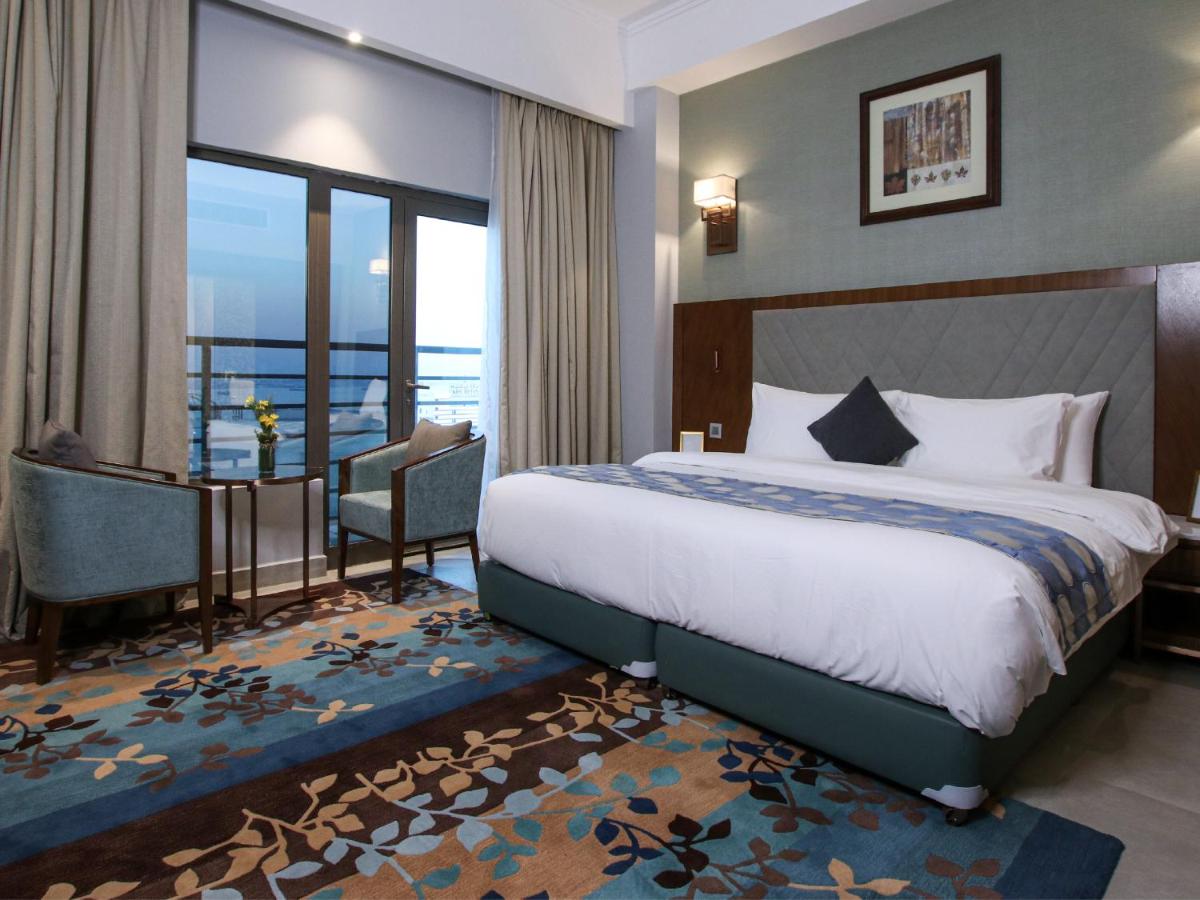 The Seven Hotel - Housity