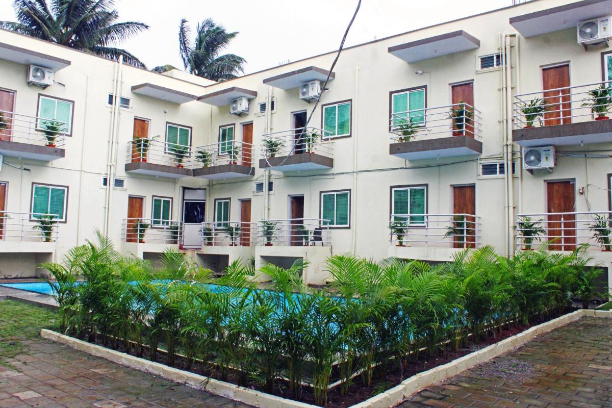 Suitetrails - STAYMAKER Four Seasons Resort with Swimming Pool