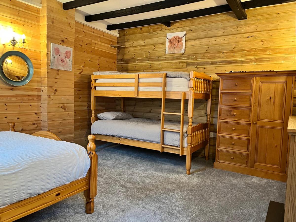 Northumberland Farm Family Stay - Free access the farm park - Housity