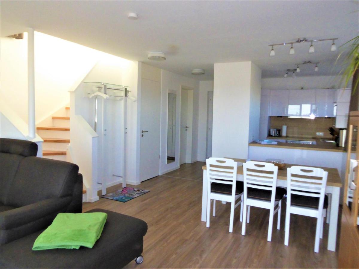 FEWO Sterntaucher - Housity