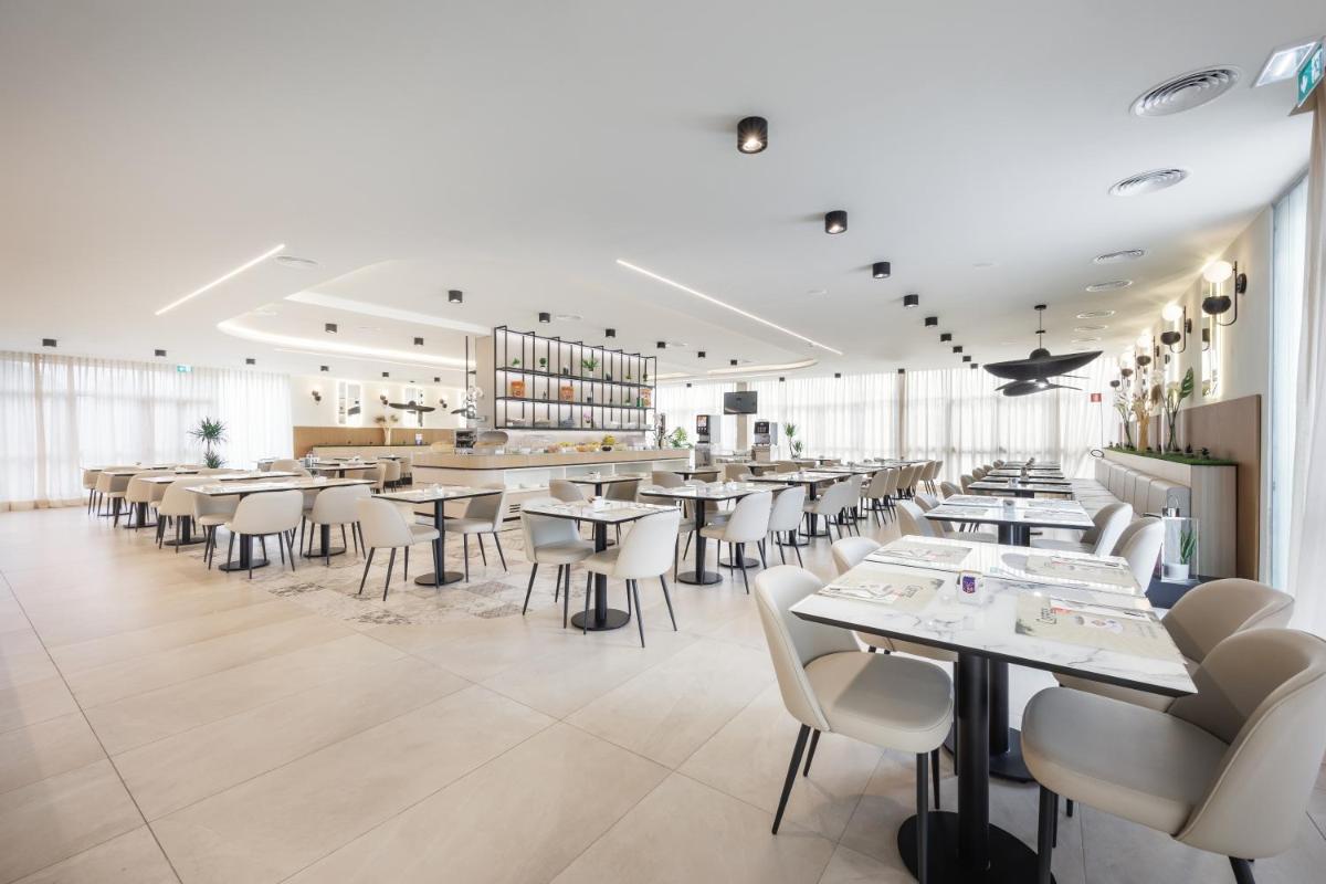 JR Hotels Gate 7 Bologna - Housity
