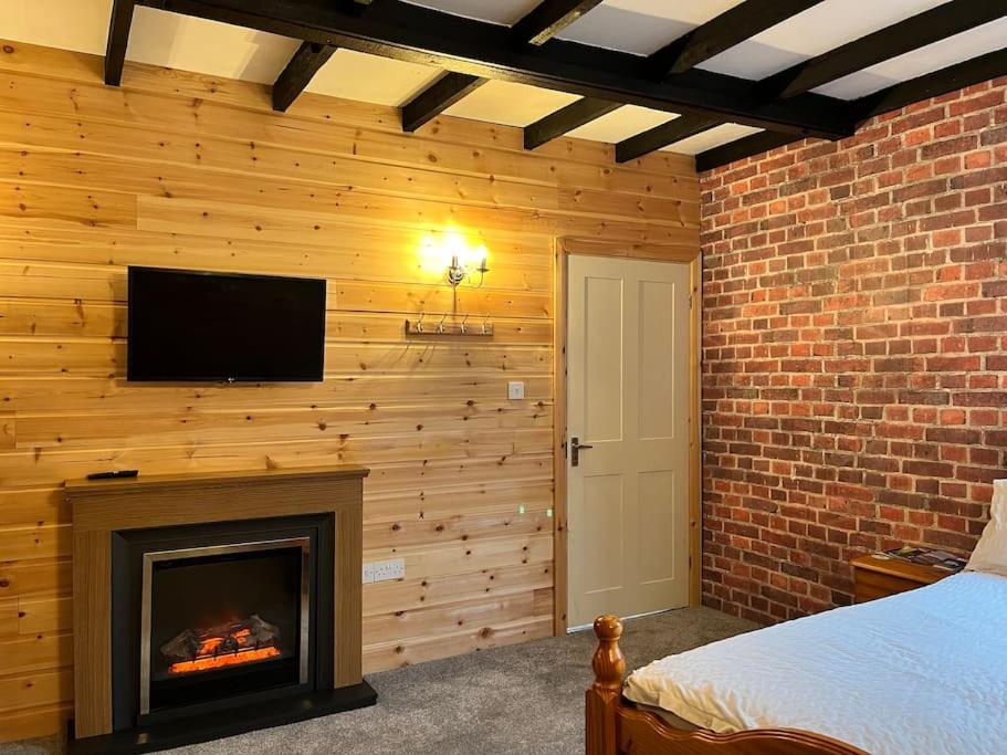 Northumberland Farm Family Stay - Free access the farm park - Housity