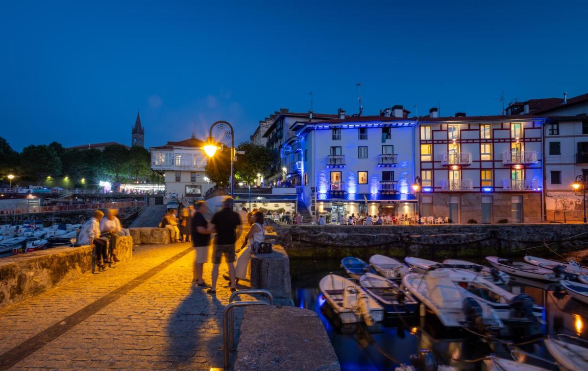 Apartamentos&Spa Mundaka Port - Housity
