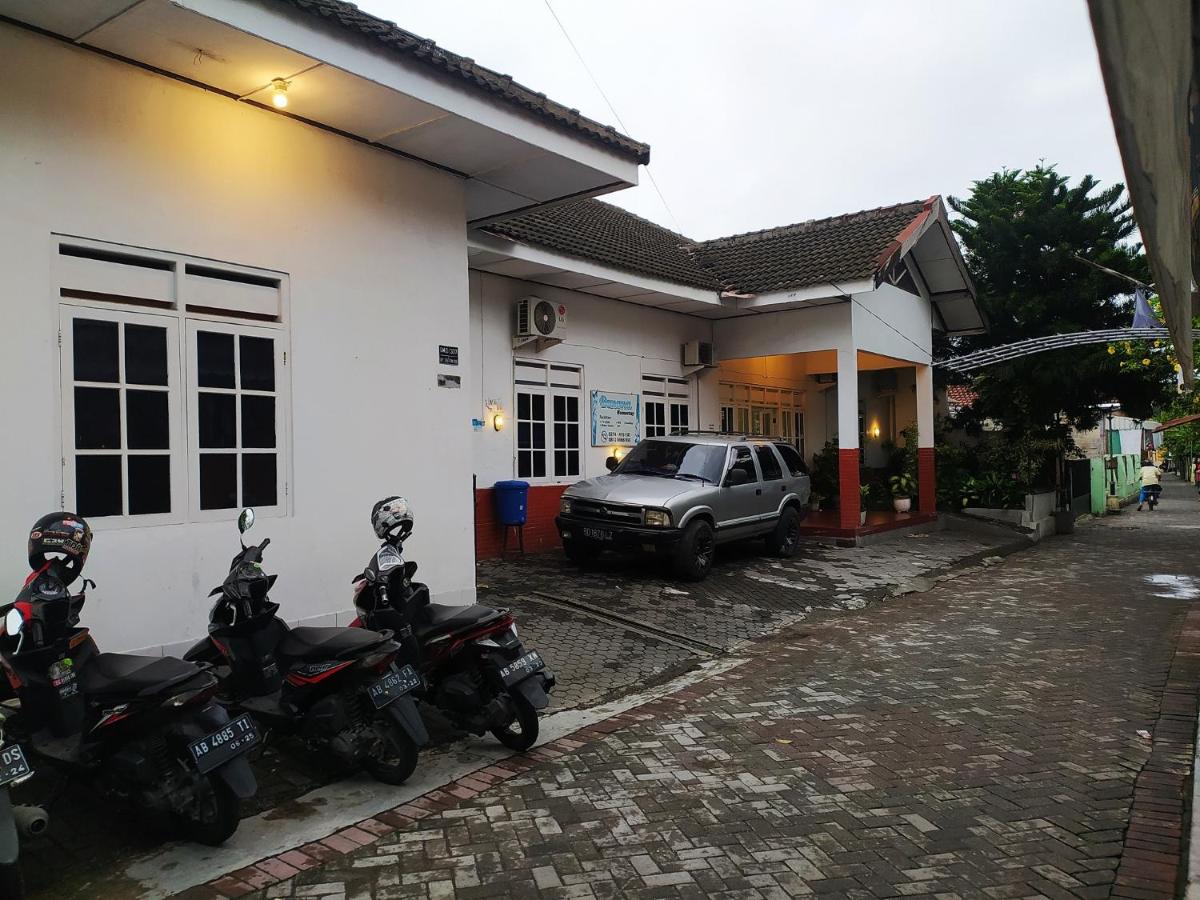 Banana Homestay Prawirodirjan - Housity
