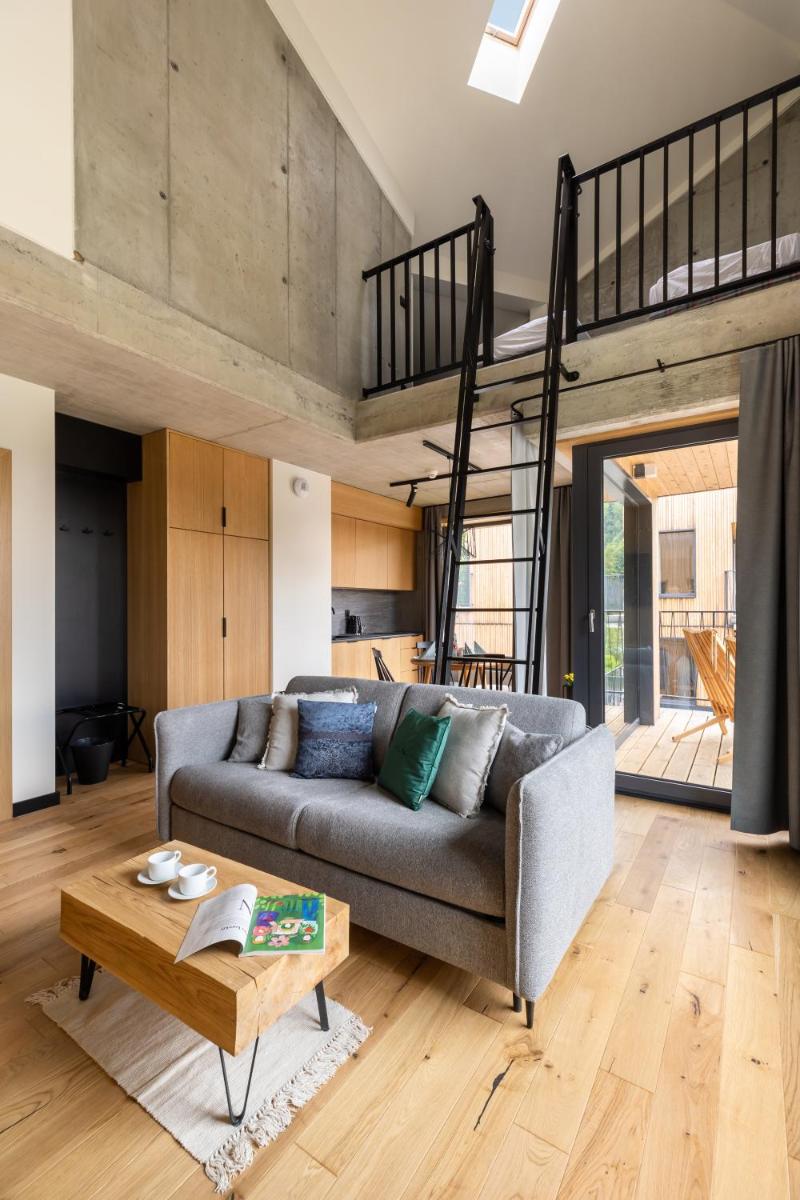 XYZ eXtreme You Zen - Housity