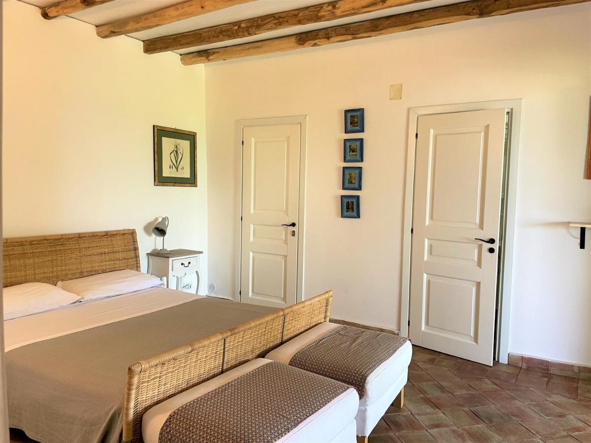 Casa Surya - Sea view terrace, Isola Salina - Housity