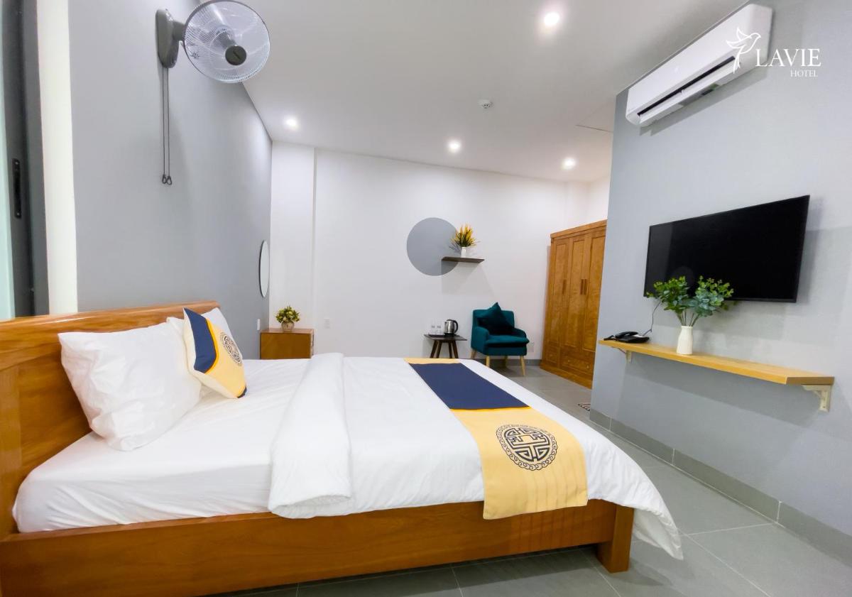 Khách sạn Lavie Hotel Quảng Ngãi - Hizvo