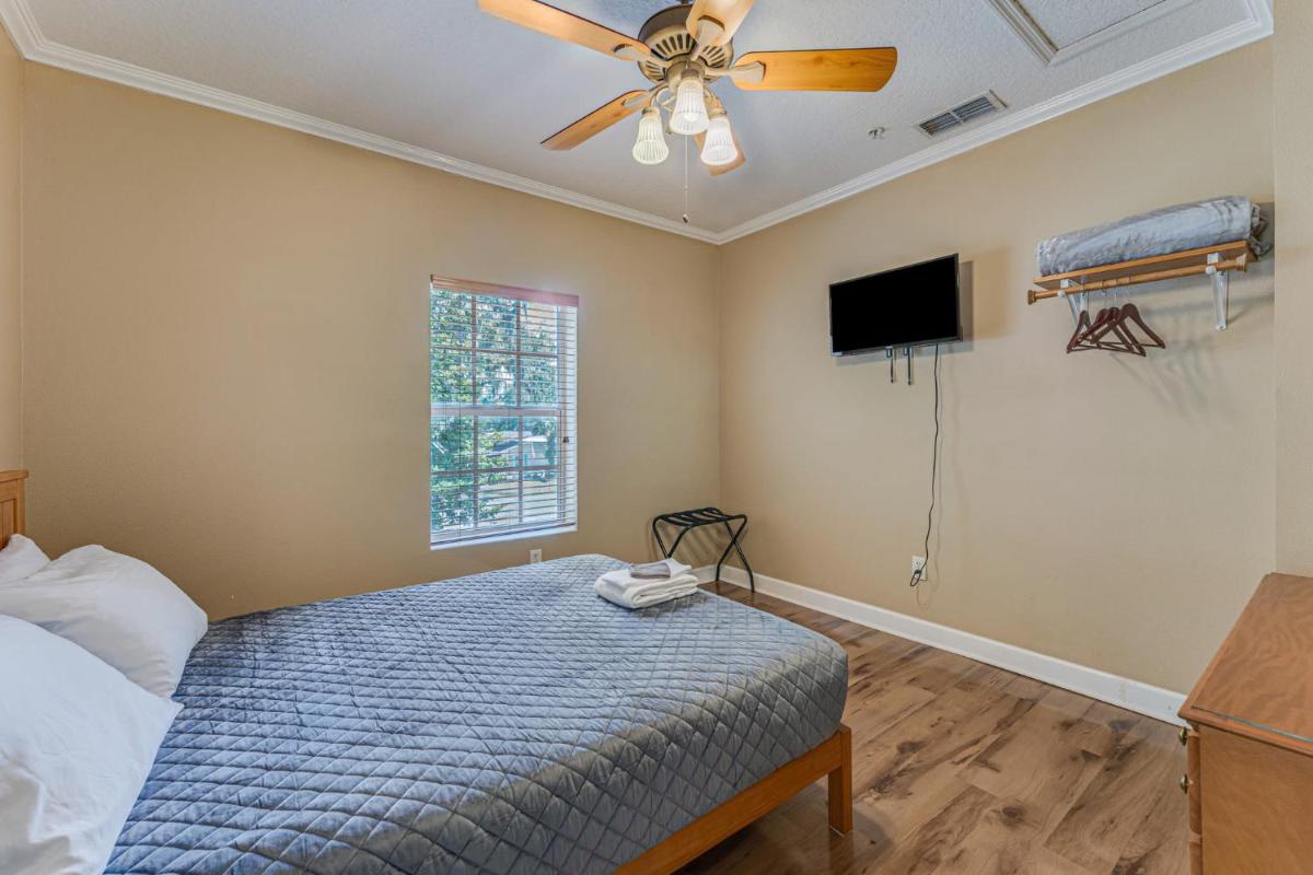 Chaz River Suite - Housity