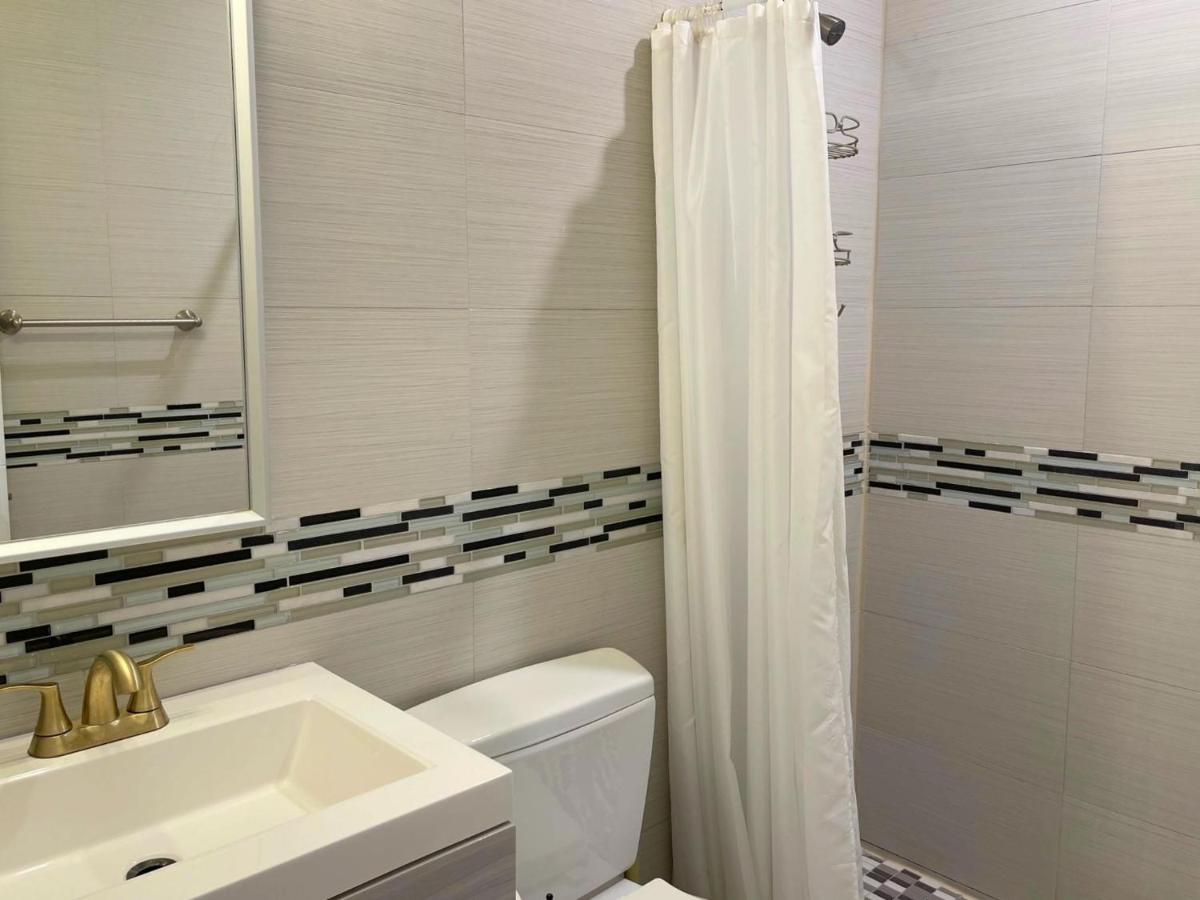 308-10 Seabreeze #10 - Housity