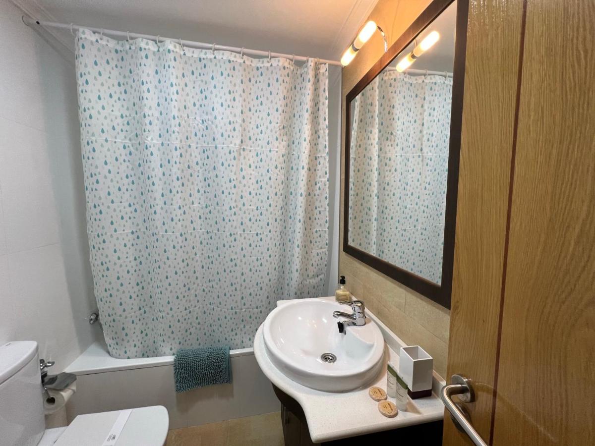 Apartamento-Suite en la playa de San Antón en Porto de Espasante - Housity