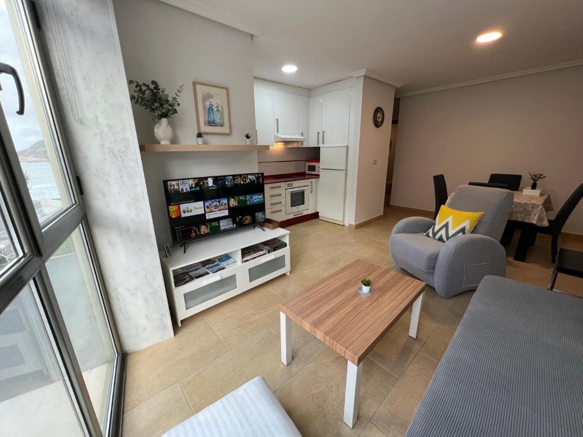 Apartamento-Suite en la playa de San Antón en Porto de Espasante - Housity