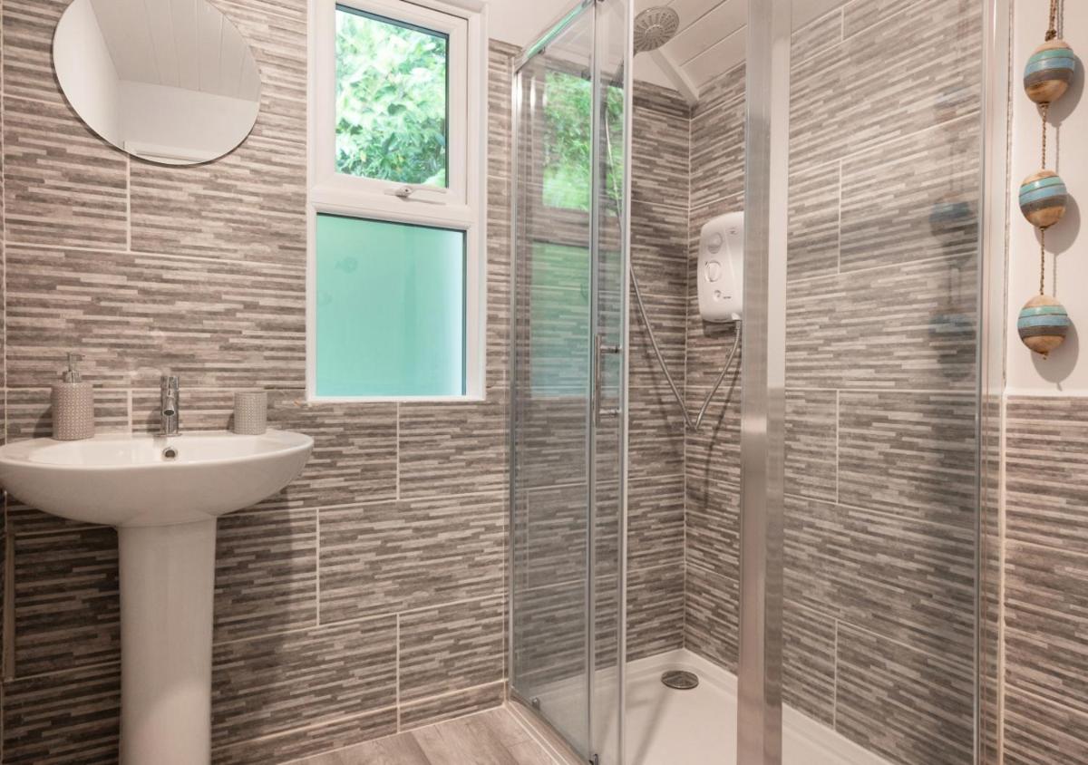 Bocs Bach Little Box - Housity