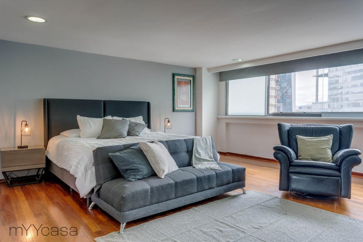 Campos Eliseos - Luxurious PH with Private Jacuzzi Located in Polanco - Housity