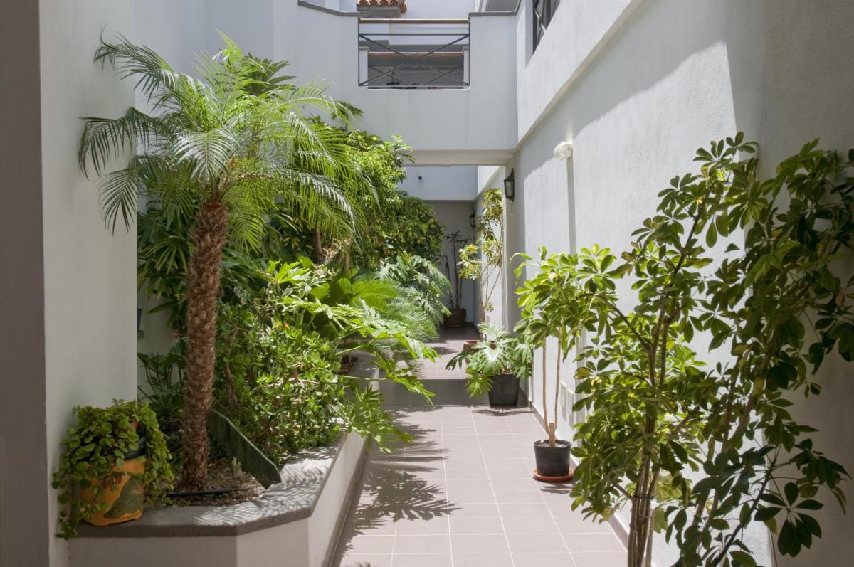 Apartamentos Las Mozas - Housity