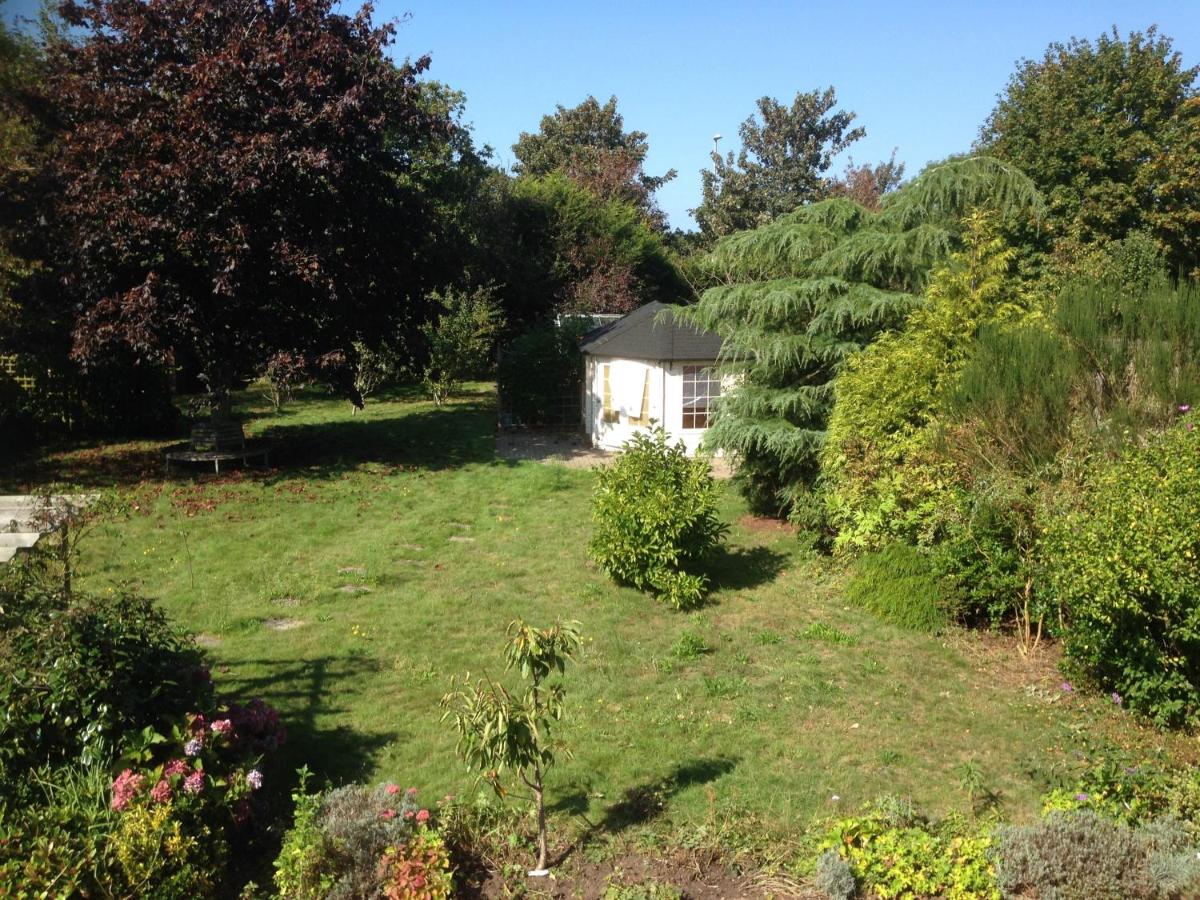 Twiga House Bed and Breakfast - Housity
