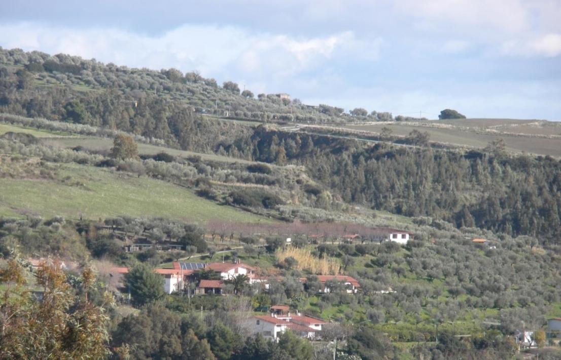 Eco-bio Agriturismo Santacinnara - Housity