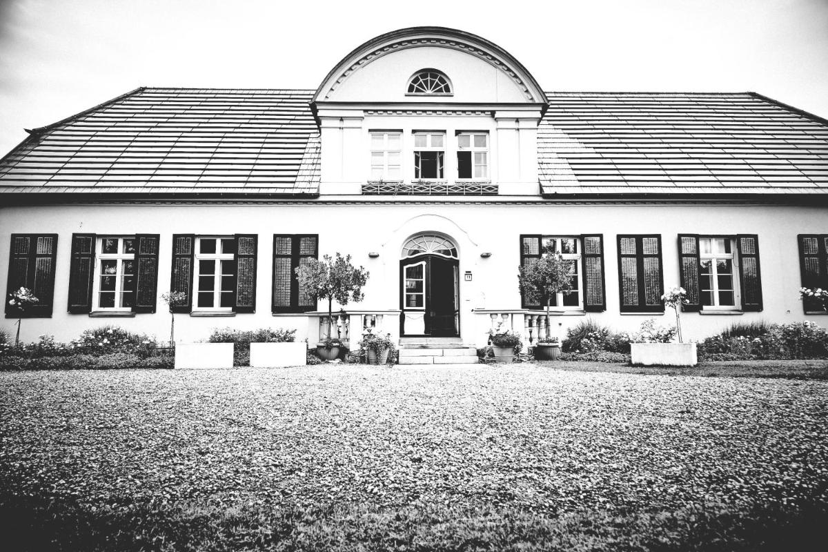 Gutshaus mit Seeblick - ökologisch & nachhaltig - Housity