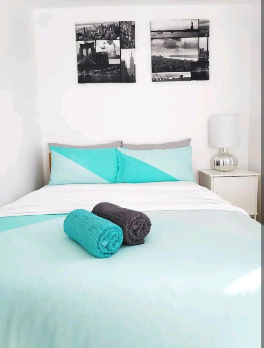 ¶Pet Friendly Cosy Quite Room+TV+Sofa - Housity
