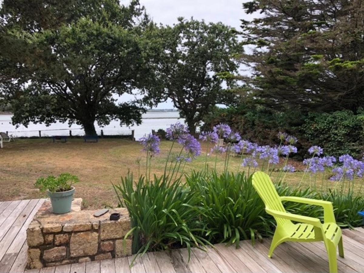 Maison Pieds dans l'Eau avec Grand Jardin, 3 Chambres, Animaux Acceptés - FR-1-397-21 - Housity