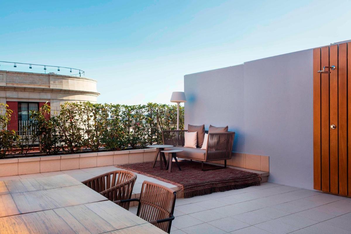 Zona de estar de Le Meridien Barcelona