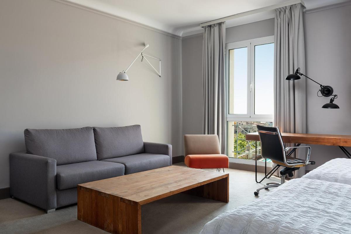 Zona de estar de Le Meridien Barcelona