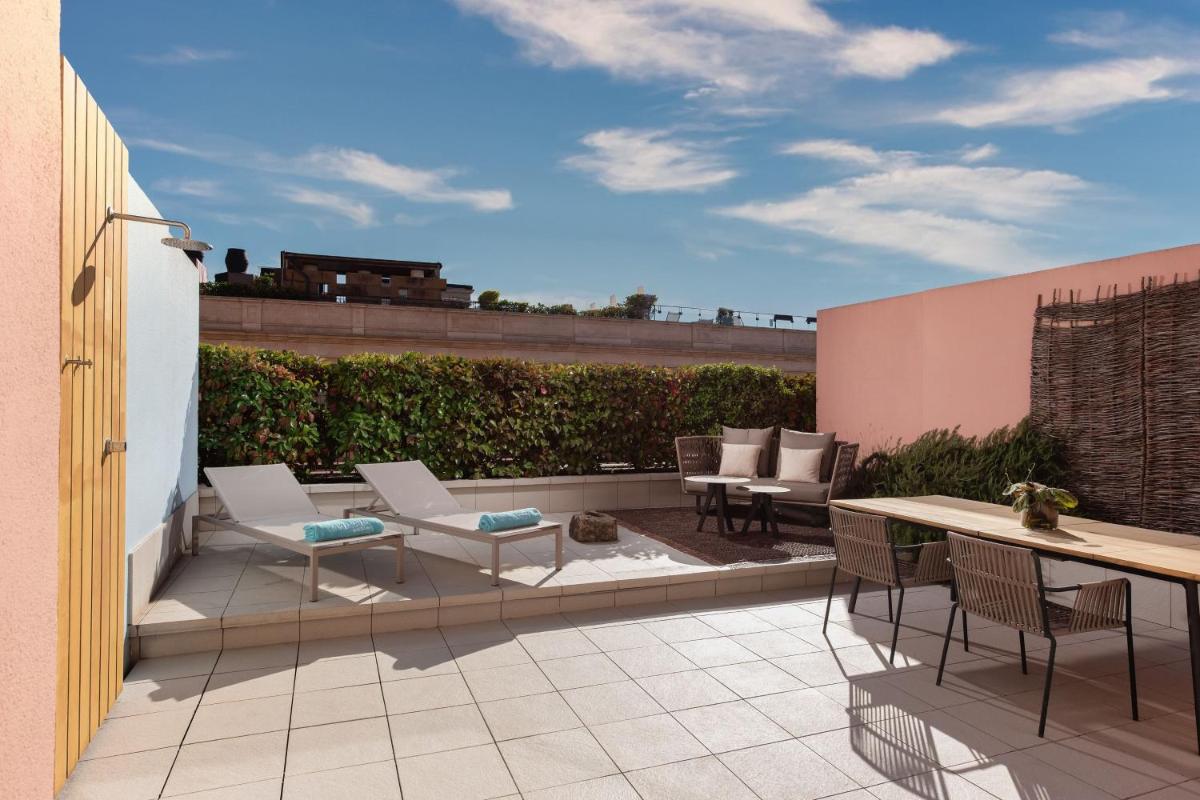 Un balcón o terraza de Le Meridien Barcelona